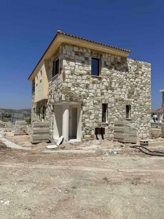3 Bedroom Stone House In Pyla