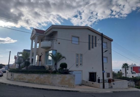 4 Bedroom House   Additional Rooms   2 Bedroom Apartment In Laiki Lefkothea, Limassol