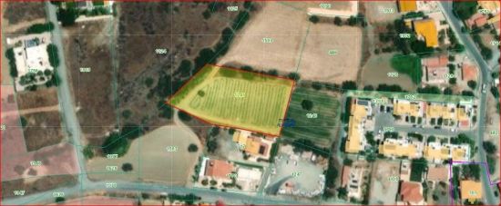Residential Land In Pyrgos
