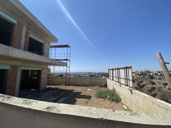 4 Bedroom Semi-Detached House In Laiki Lefkothea