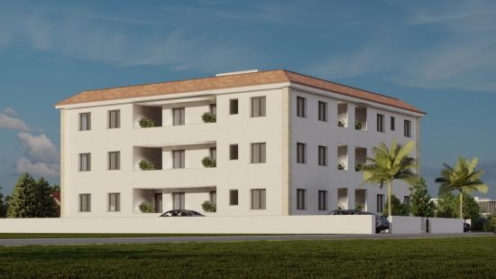 Spacious 3 Bedroom Apartment In Larnaca