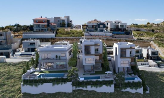 4 Bedroom House In Agia Fyla Area