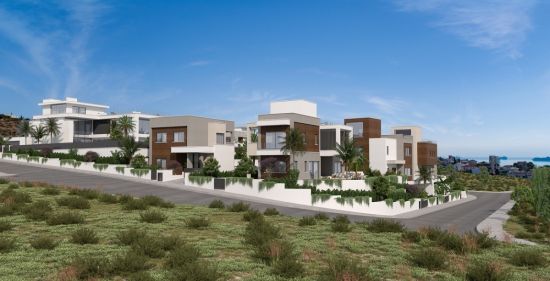 3 And 5 Bedroom Houses In Moutagiaka