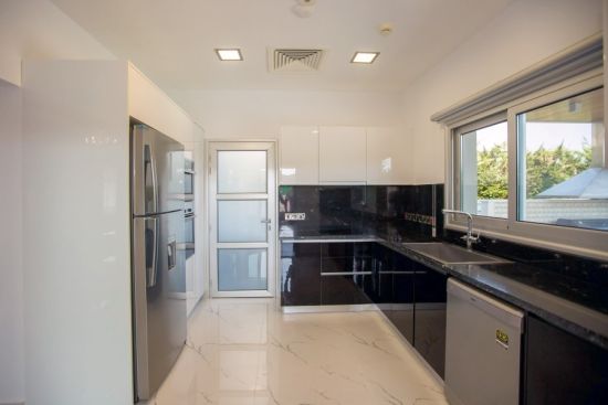 4 Bedroom Villa In Agios Tychonas
